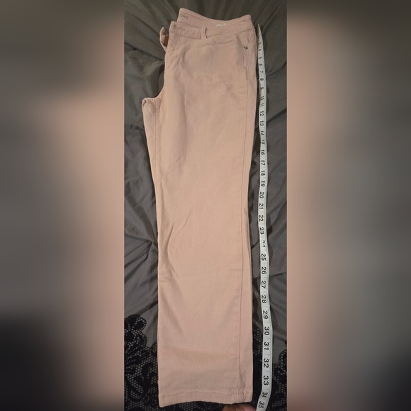 Michael Kors Pink Jeans - Picture 9 of 10